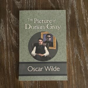 The Picture of Dorian Gray by Oscar Wilde - Paperback Book